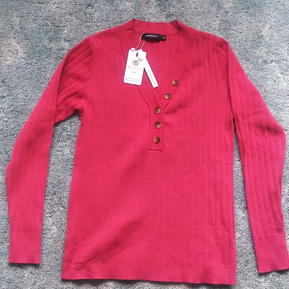 NWT Pretty Sweater